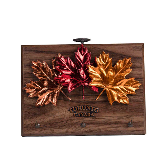 Placa de pared con hojas de arce y llavero, acabado nogal marrón, 8 x 6 pulgadas