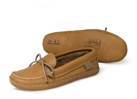 Men’s leather moccasins in cork with single lacing and soft padded sole 