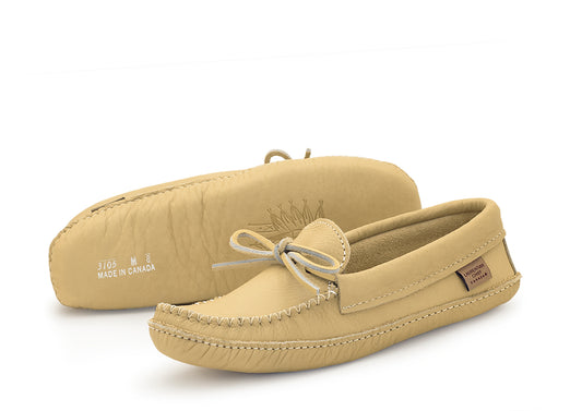 Women’s leather moccasins with single lacing and soft padded sole in ivory